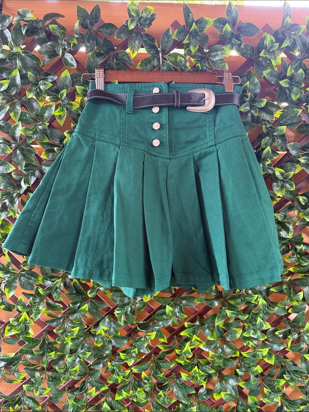 Vintage Arizona Jean Company Emerald Green Pleated Mini Skirt with Belt